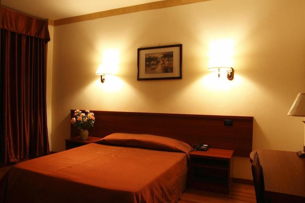 Geo Hotel 3*